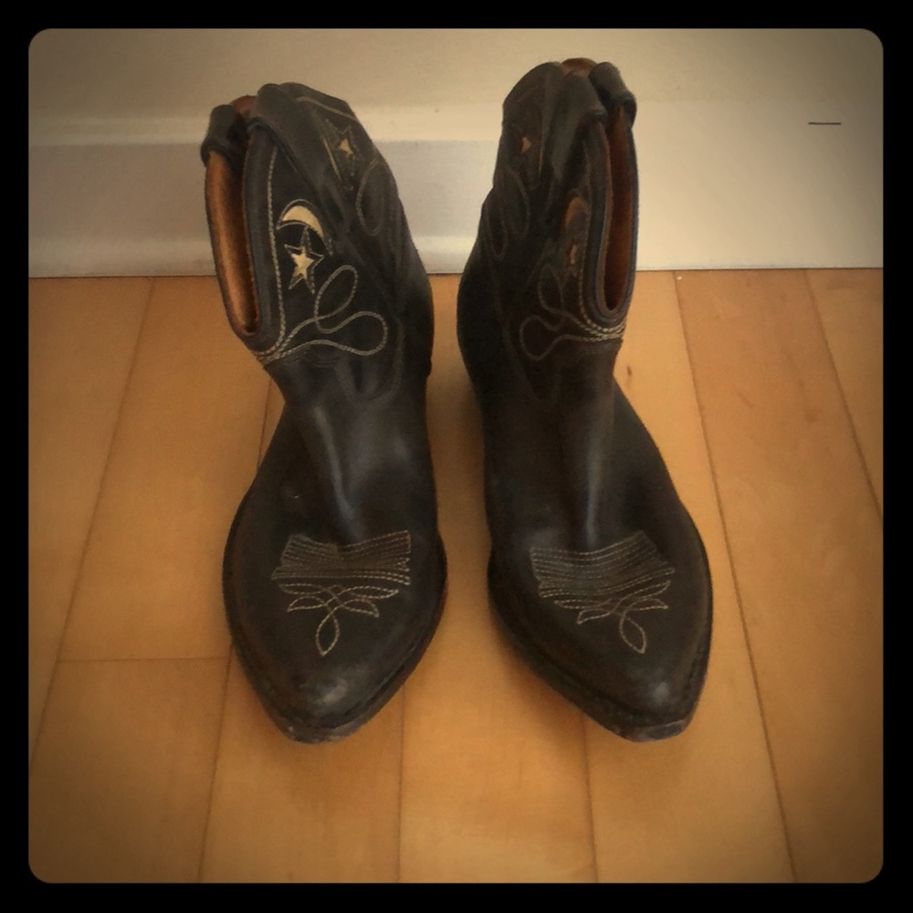 Golden Goose distressed cowboy booties